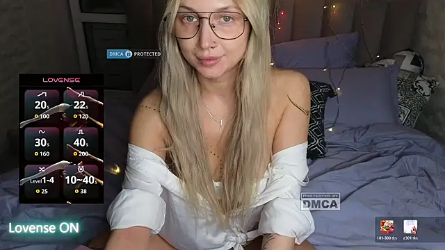 Snapshot of GoodGirl0024 chatting on February 8, 8:12 pm GoodGirl0024 online show from February 8, 8:12 pm