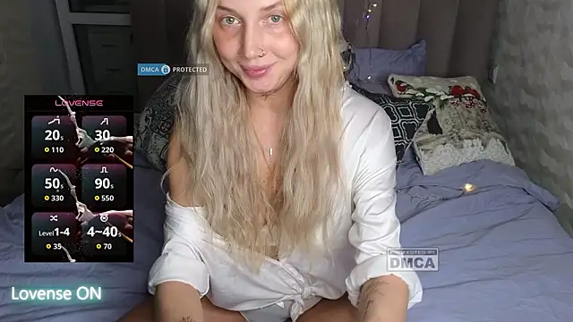 Snapshot of GoodGirl0024 chatting on February 14, 7:54 pm GoodGirl0024 online show from February 14, 7:54 pm