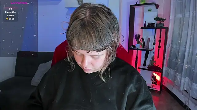 Snapshot of Sabrina_scarlett chatting on February 25, 4:55 am Sabrina scarlett online show from February 25, 4:55 am