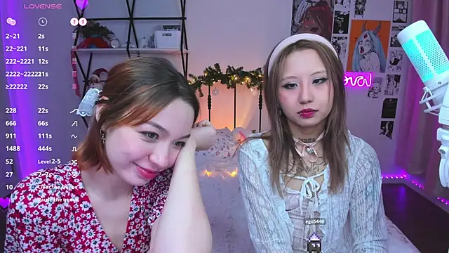 Snapshot of ashleywowmeow chatting on January 16, 3:45 am ashleywowmeow online show from January 16, 3:45 am