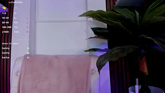 Snapshot of Anybuny chatting on March 12, 6:22 pm Anybuny online show from March 12, 6:22 pm