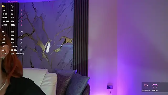 Snapshot of Anybuny chatting on October 1, 11:49 am Anybuny online show from October 1, 11:49 am