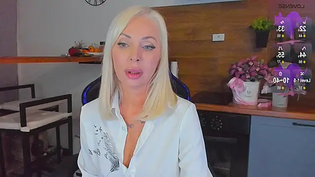 Miya Kisss online show from November 24, 2:39 pm