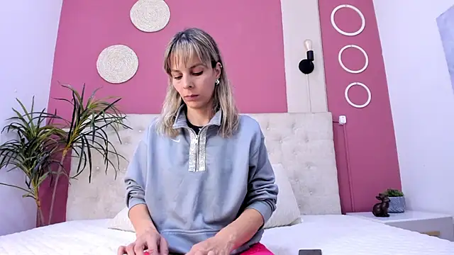 Anastasiapriest online show from May 21, 11:39 am