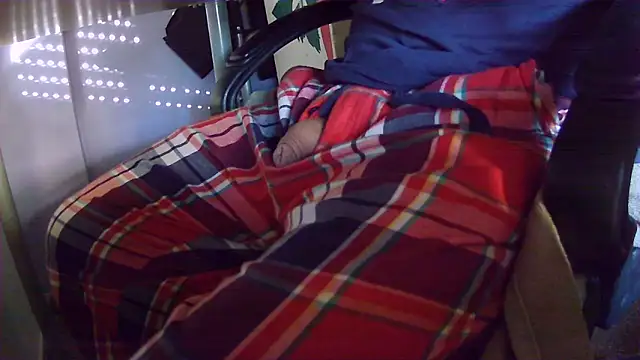 vladimirput4 online show from December 20, 8:28 am