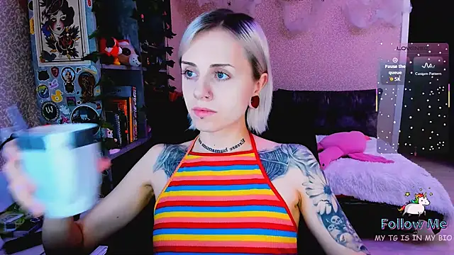 NaniMoore online show from November 29, 8:12 pm