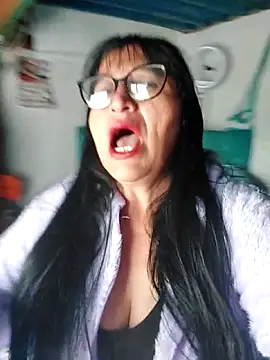 clarita 01 online show from January 17, 1:27 pm