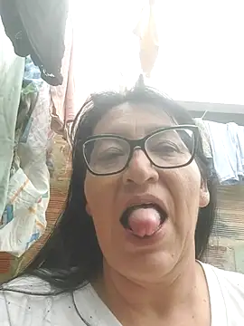 Snapshot of clarita_01 chatting on May 12, 2:36 pm clarita 01 online show from May 12, 2:36 pm