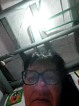 Snapshot of clarita_01 chatting on June 6, 9:58 am clarita 01 online show from June 6, 9:58 am