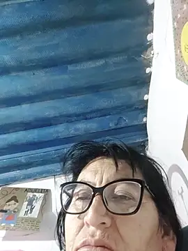 Snapshot of clarita_01 chatting on June 16, 11:46 am clarita 01 online show from June 16, 11:46 am