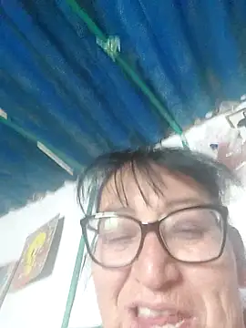 Snapshot of clarita_01 chatting on June 29, 8:53 pm clarita 01 online show from June 29, 8:53 pm