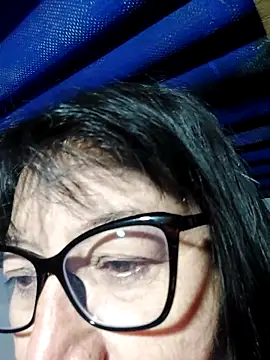 Snapshot of clarita_01 chatting on July 2, 10:21 am clarita 01 online show from July 2, 10:21 am