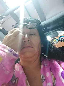 Snapshot of clarita_01 chatting on July 4, 11:38 am clarita 01 online show from July 4, 11:38 am