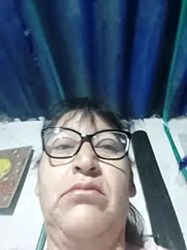 Snapshot of clarita_01 chatting on July 7, 10:19 am clarita 01 online show from July 7, 10:19 am