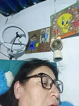 Snapshot of clarita_01 chatting on July 20, 2:59 am clarita 01 online show from July 20, 2:59 am