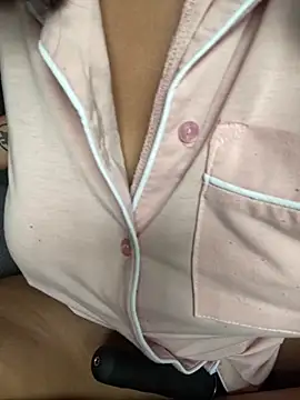 Indianbutter11 online show from November 11, 5:18 am