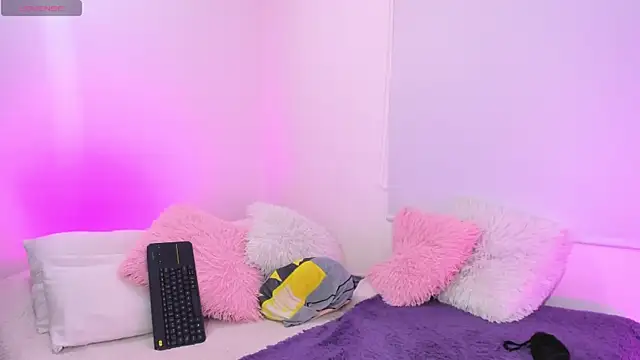 Snapshot of karly_rioss chatting on July 29, 3:37 am karly rioss online show from July 29, 3:37 am