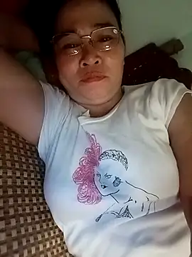 Snapshot of Sexy-asslove90 chatting on October 17, 4:26 am Sexy-asslove90 online show from October 17, 4:26 am