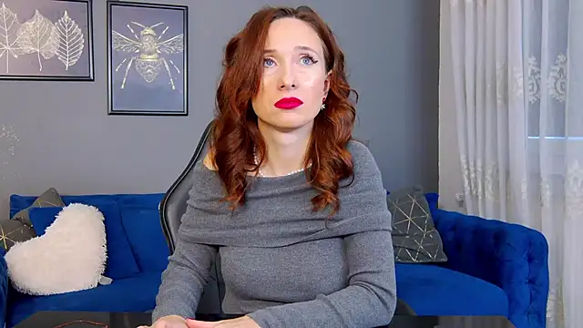 Snapshot of AnneHove chatting on December 2, 6:08 am AnneHove online show from December 2, 6:08 am