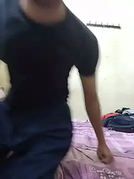 Snapshot of Indiandaddy11 chatting on July 2, 5:41 pm Indiandaddy11 online show from July 2, 5:41 pm