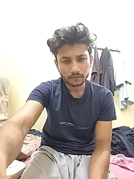 Snapshot of Indiandaddy11 chatting on July 29, 1:31 pm Indiandaddy11 online show from July 29, 1:31 pm