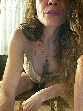 Snapshot of vampvanna23 chatting on May 27, 10:29 pm vampvanna23 online show from May 27, 10:29 pm