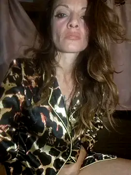 Snapshot of vampvanna23 chatting on June 19, 12:59 am vampvanna23 online show from June 19, 12:59 am