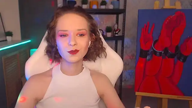 Snapshot of FascinatingEyess chatting on December 21, 7:38 pm FascinatingEyess online show from December 21, 7:38 pm