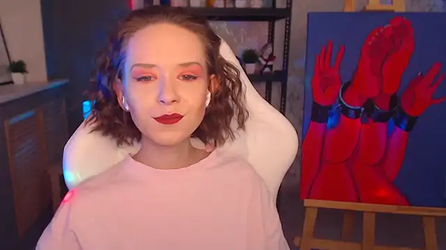 Snapshot of FascinatingEyess chatting on December 29, 6:05 pm FascinatingEyess online show from December 29, 6:05 pm