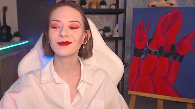 Snapshot of FascinatingEyess chatting on December 23, 6:22 am FascinatingEyess online show from December 23, 6:22 am