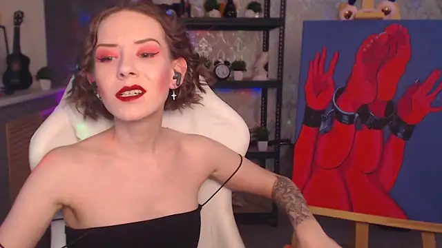 Snapshot of FascinatingEyess chatting on February 2, 10:41 pm FascinatingEyess online show from February 2, 10:41 pm