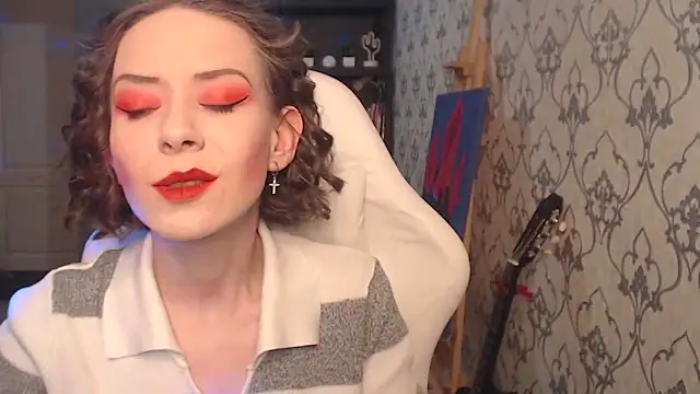 Snapshot of FascinatingEyess chatting on March 8, 7:17 pm FascinatingEyess online show from March 8, 7:17 pm