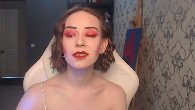 FascinatingEyess online show from August 4, 3:43 am