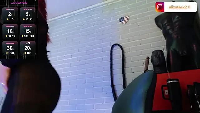 elizatexx online show from June 1, 8:32 pm