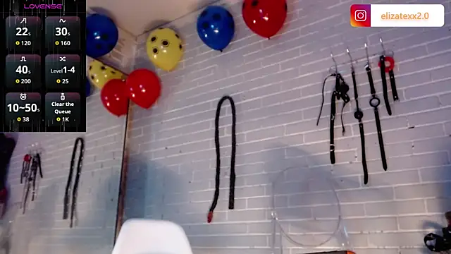 elizatexx online show from June 24, 4:17 pm