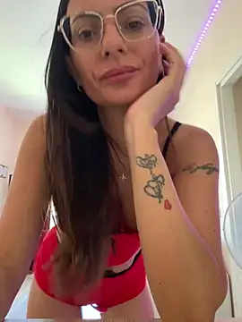 Snapshot of ladymask_2023 chatting on July 11, 8:39 am ladymask 2023 online show from July 11, 8:39 am