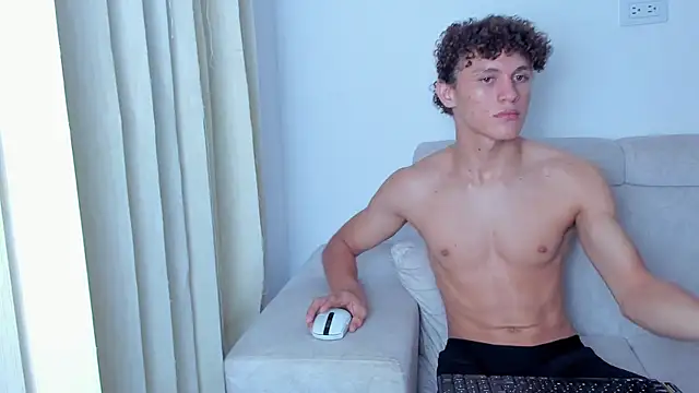 laurent nova online show from January 23, 11:36 pm