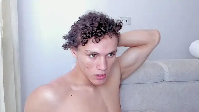 laurent nova online show from February 16, 2:32 pm