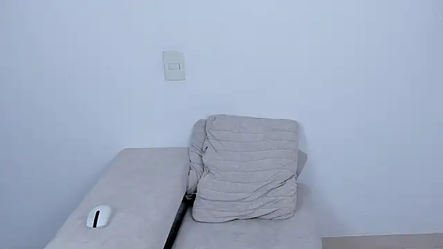 laurent nova online show from March 13, 9:59 pm