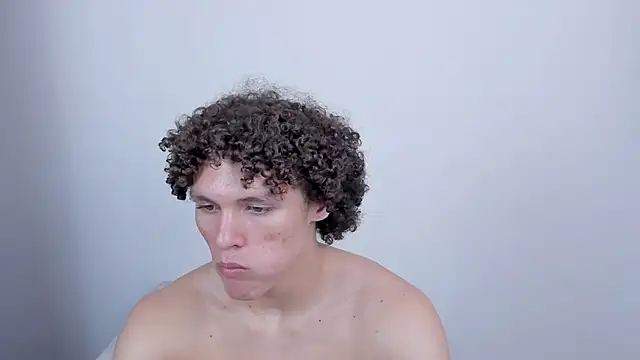 laurent nova online show from March 18, 10:04 pm