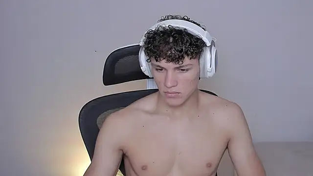 laurent nova online show from October 10, 6:56 am