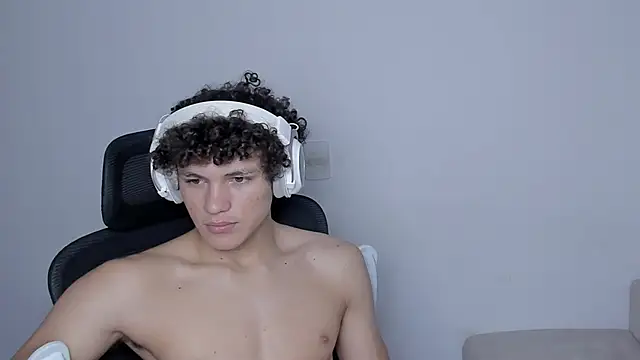 laurent nova online show from November 9, 7:17 am