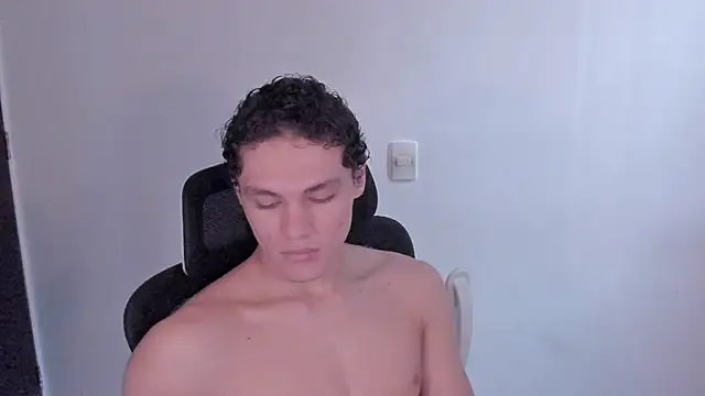 laurent nova online show from April 29, 4:22 pm