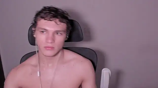 laurent nova online show from May 12, 3:47 am