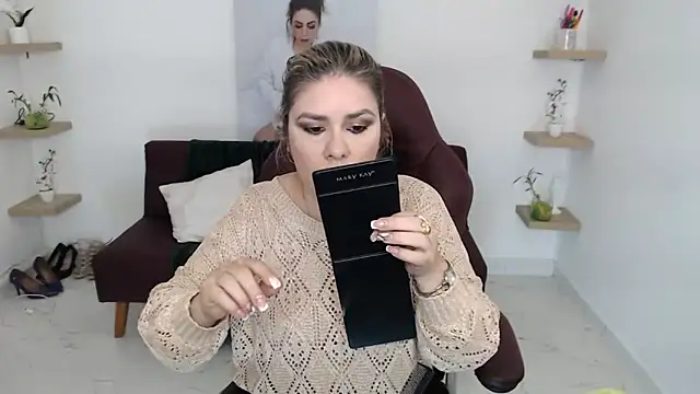 Snapshot of zehra_sanem chatting on June 21, 3:14 pm zehra sanem online show from June 21, 3:14 pm