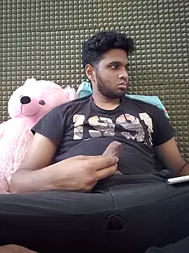 Snapshot of mykecockslong chatting on October 25, 10:12 am mykecockslong online show from October 25, 10:12 am