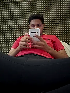 Snapshot of mykecockslong chatting on November 1, 9:44 am mykecockslong online show from November 1, 9:44 am