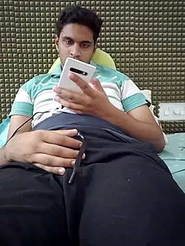 Snapshot of mykecockslong chatting on November 3, 8:59 am mykecockslong online show from November 3, 8:59 am