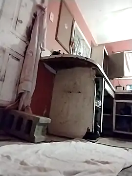 Snapshot of brownfeet chatting on February 9, 4:46 am brownfeet online show from February 9, 4:46 am