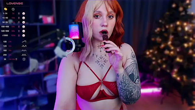 Snapshot of The_Full_Red_Moon chatting on December 29, 11:40 am The Full Red Moon online show from December 29, 11:40 am